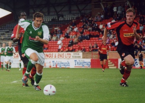 Nick Crittenden breaks into the Kettering penalty area