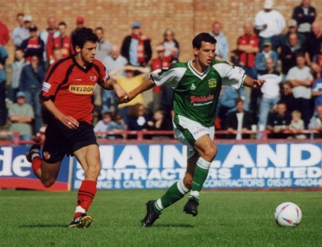Anthony Tonkin breaks from defence to put Yeovil on the counter-attack