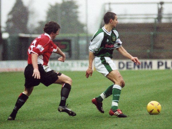 Abdelhalim El Kholti cuts into the centre of midfield