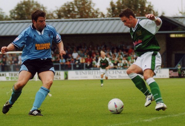 Michael McIndoe looks to skin a Vics defender