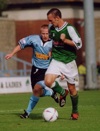 Gavin Williams keeps an eye on a chasing defender