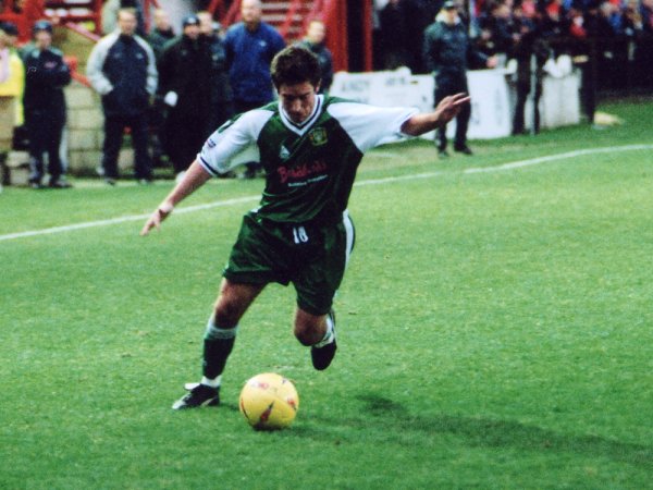 Lee Johnson