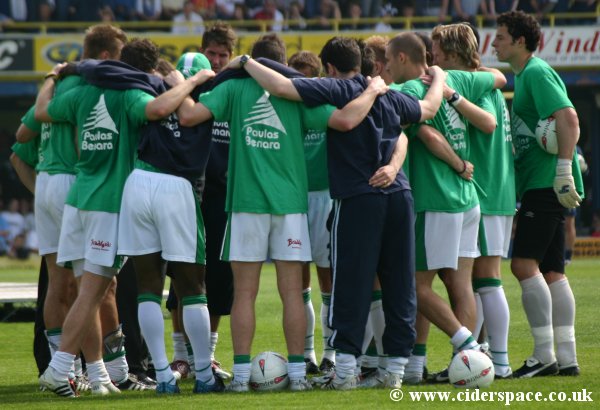 The Glovers continue their pre-match huddle